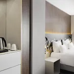 Отель Doubletree By Hilton
