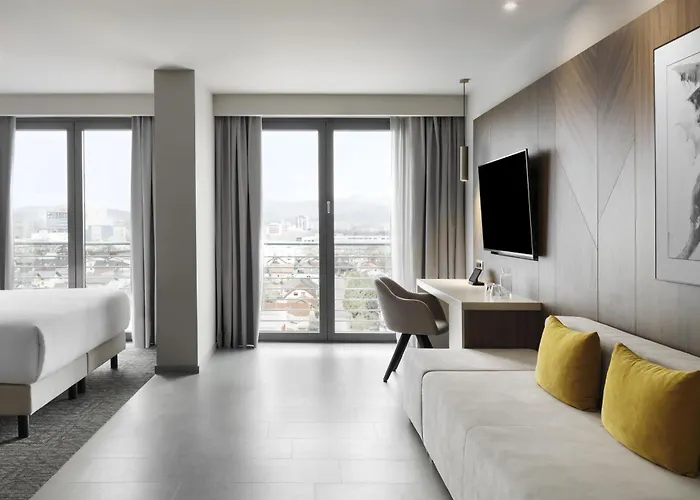 Doubletree By Hilton 4*