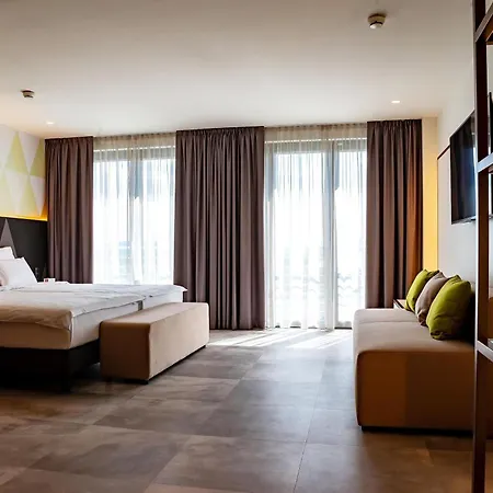 Hotel Austria Trend 4*