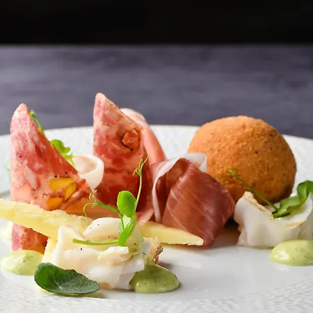 Hotel Austria Trend 4*