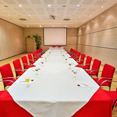 Doubletree By Hilton Hotel