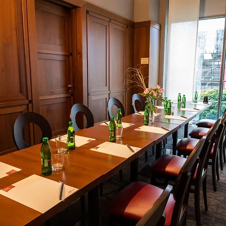 ホテル Doubletree By Hilton 4*