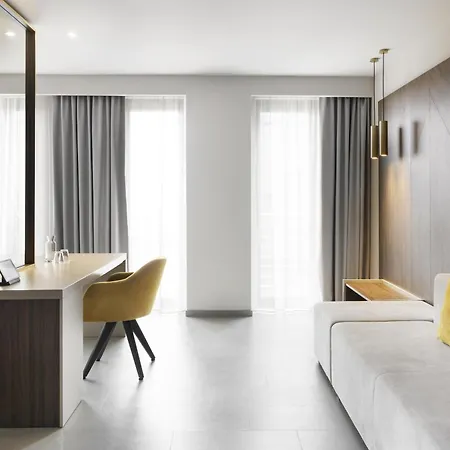 Doubletree By Hilton