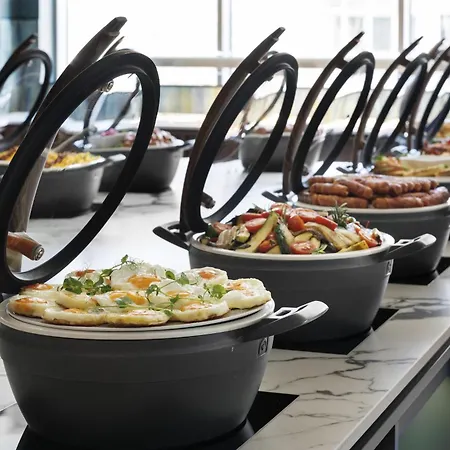 酒店 Doubletree By Hilton 4*