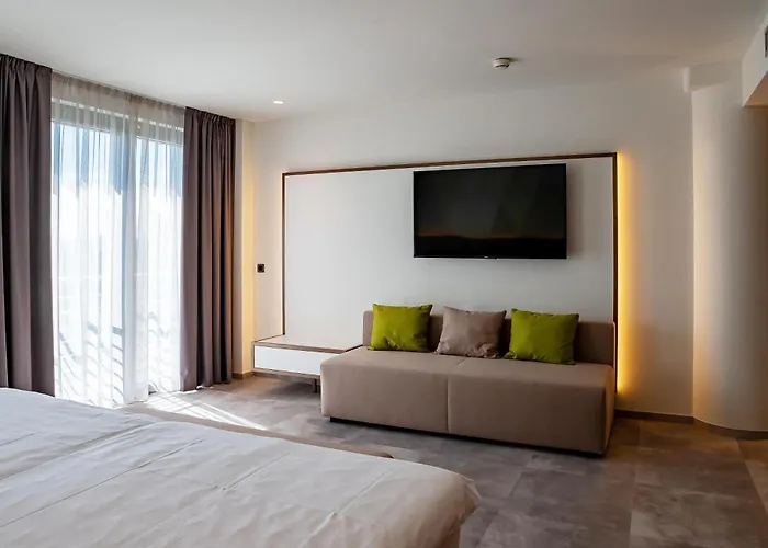 Doubletree By Hilton Hotel