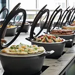 酒店 Doubletree By Hilton 4*