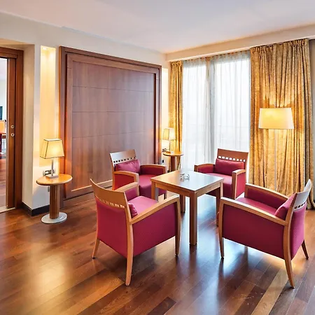 호텔 Doubletree By Hilton