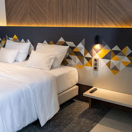 Doubletree By Hilton