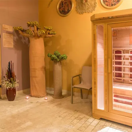 호텔 Doubletree By Hilton 4*