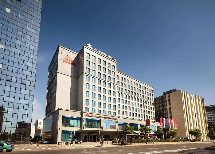 Doubletree By Hilton 4*